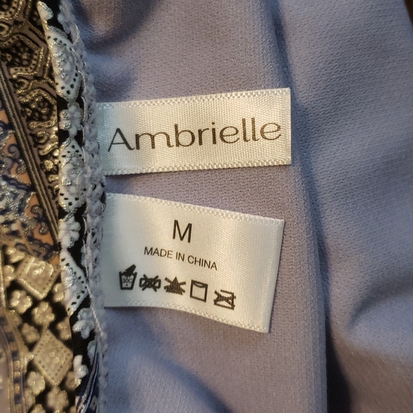 Ambrielle Swim Suit Sz M NWT - Picture 6 of 8